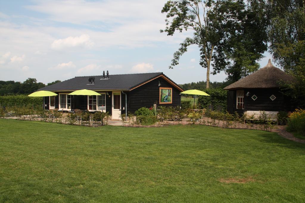 Bed and Breakfast Erve Dikkeboer Bathmen Esterno foto